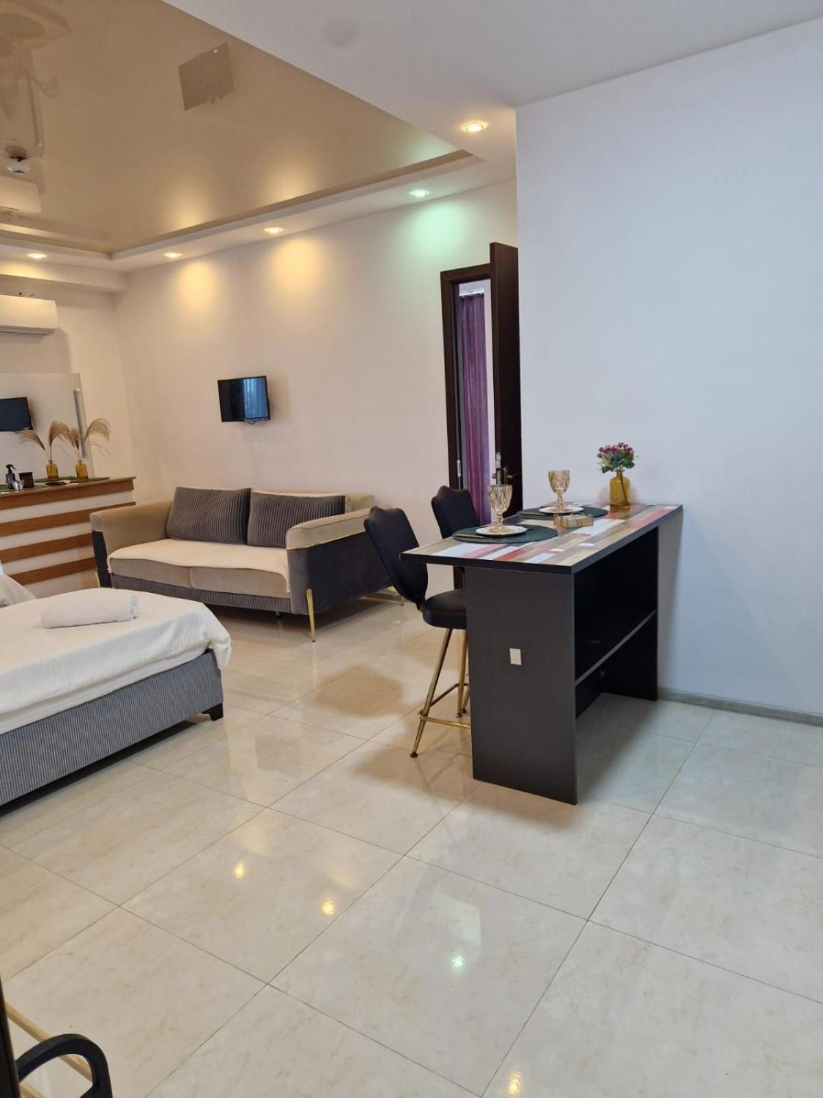 New House Kobuleti 2 Hotel Kültér fotó
