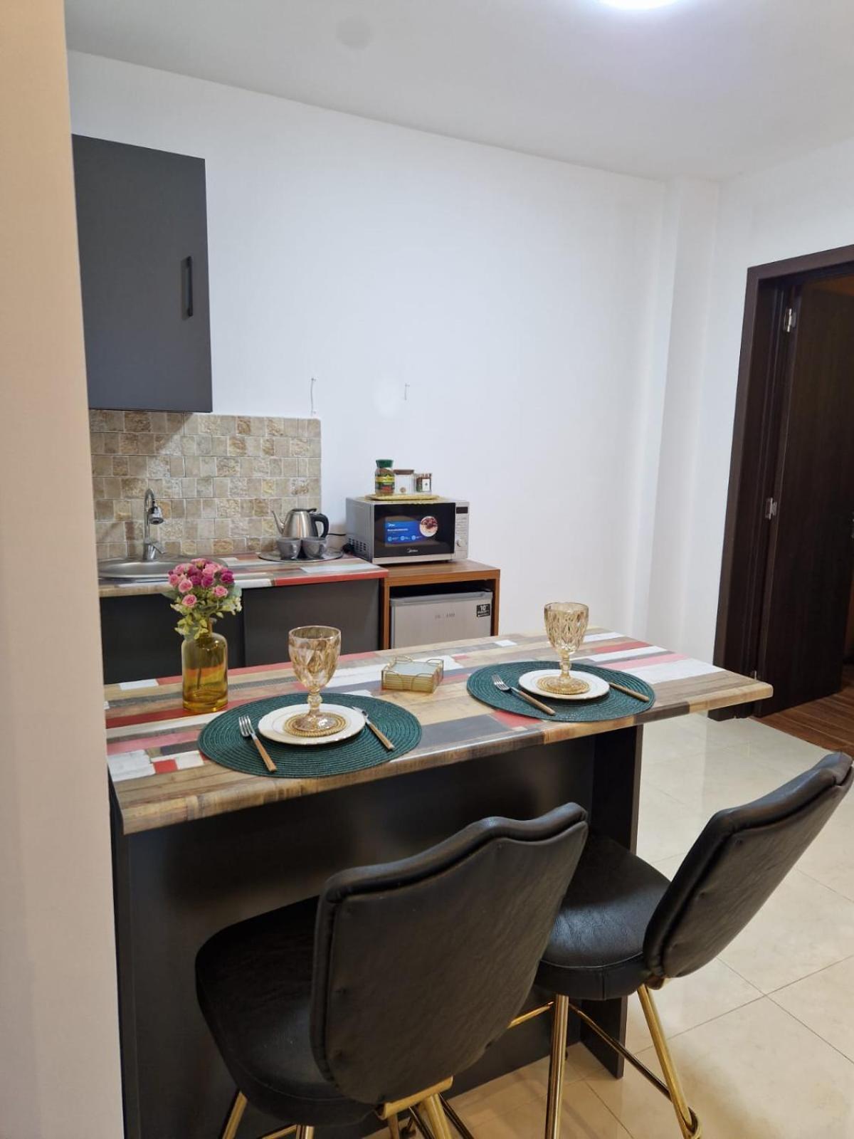 New House Kobuleti 2 Hotel Kültér fotó